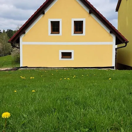 Aparthotel Rybarska *