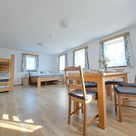 Aparthotel Rybarska