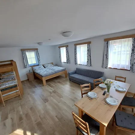 Aparthotel Rybarska 3*