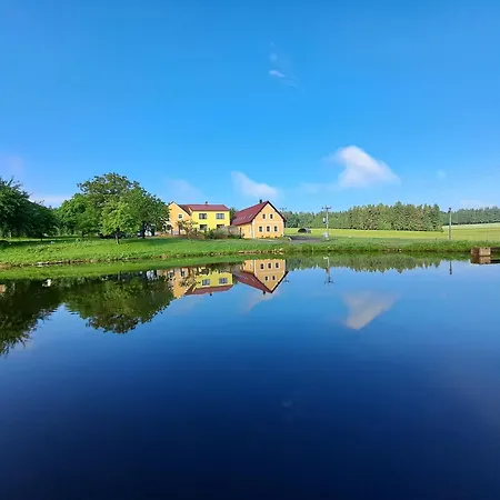 Aparthotel Rybarska Horni Stropnice